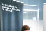 Podpisovanie doplňujúcich zmluv UCM TRUNI
